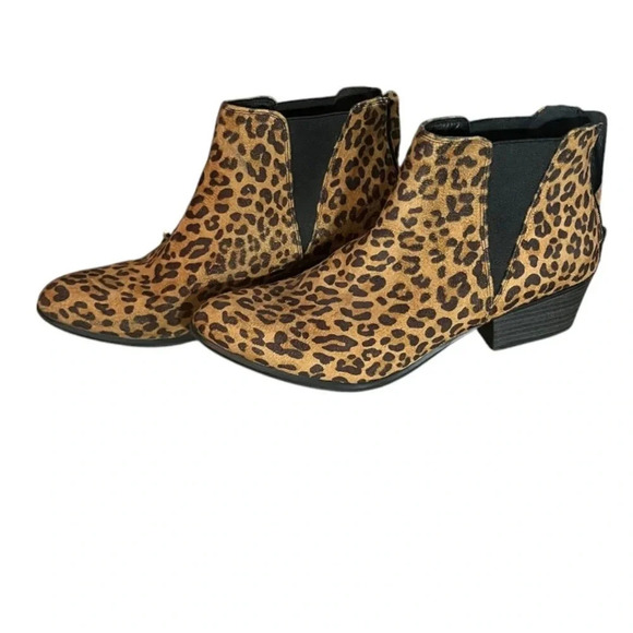 Cheetah Ankle Bootie - Size 10.5 - Picture 2 of 5
